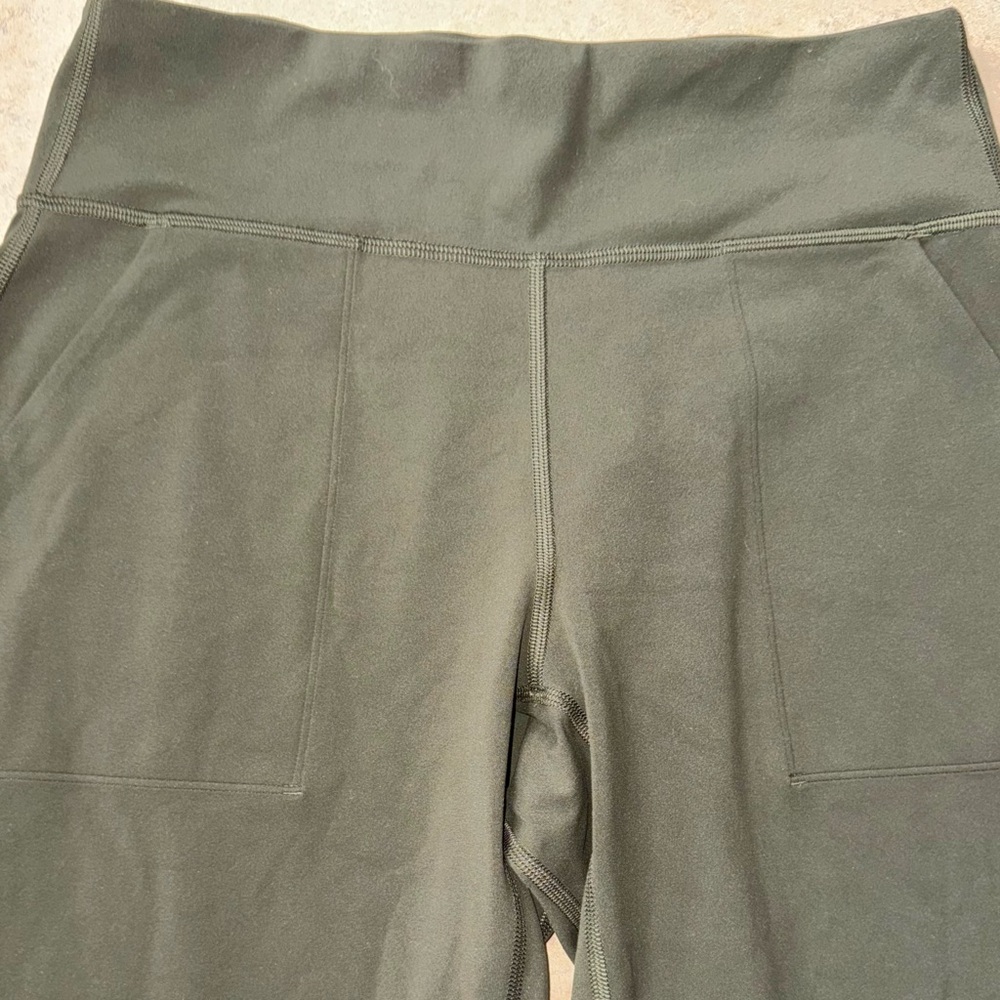 Lululemon Align High-Rise Legging Joggers pockets Dark Olive size 8. Length 28” - Picture 7 of 8